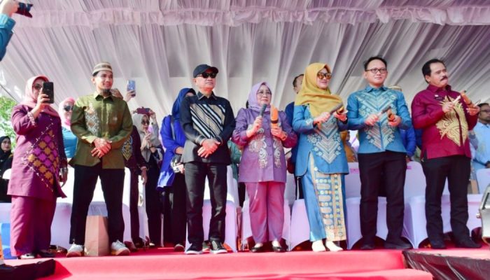 Bupati Pohuwato Hadiri Gorontalo Karnaval Karawo 2026, Dorong Pelestarian Warisan Budaya